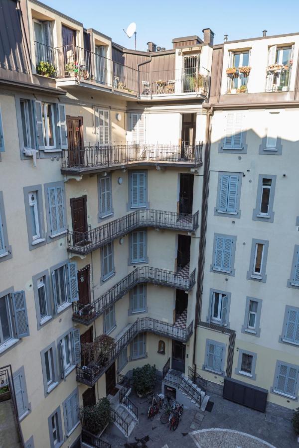Beplace Apartments In Isola Мілан Екстер'єр фото